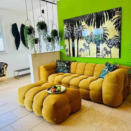 Apartman New Exclusive Horizon With Garden, Hot Tub And Private Pool Near The Sea Porec