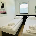 New Exclusive Horizon With Garden, Hot Tub And Private Pool Near The Sea Appartement