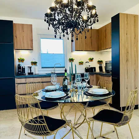 New Exclusive Horizon With Garden, Hot Tub And Private Pool Near The Sea Apartamento *